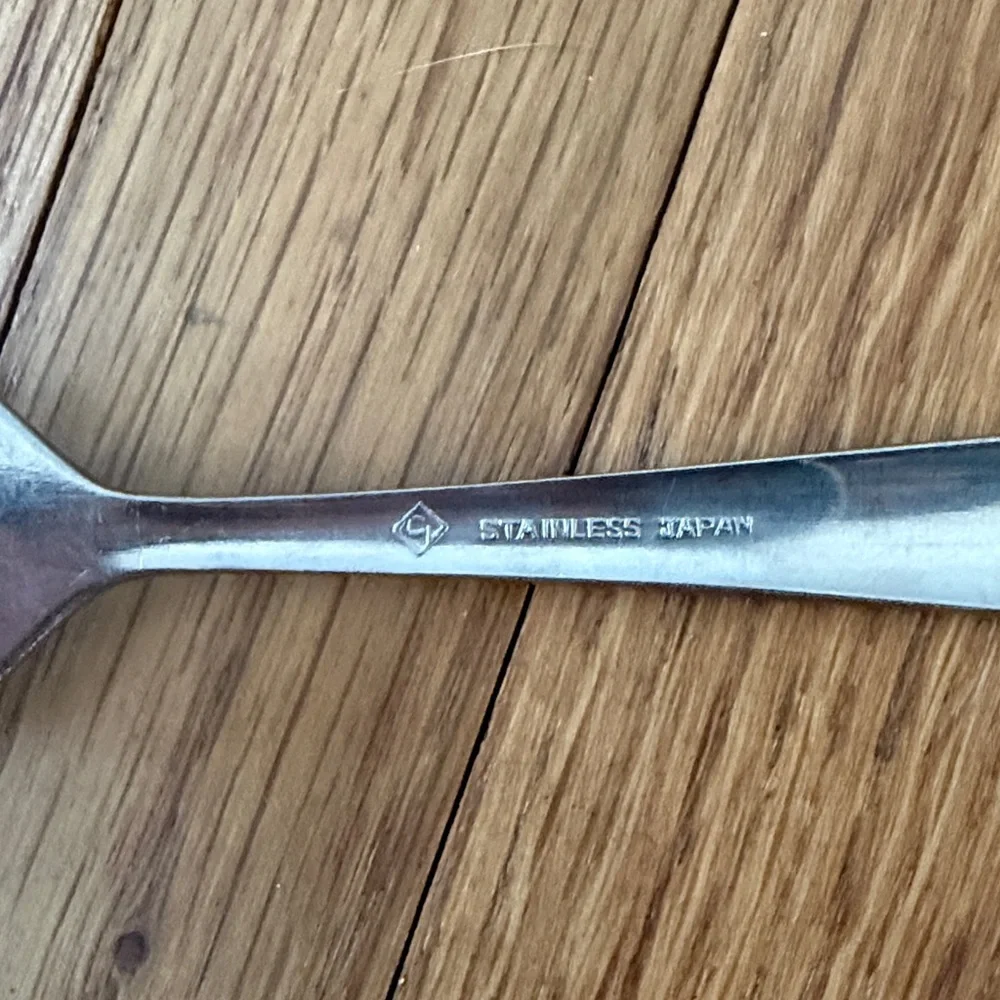 Vintage CI Flatware F7 Knives, Forks, Spoons Stainless Steel Japan 27pcs